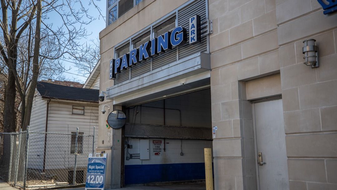parking near bronx lawyer